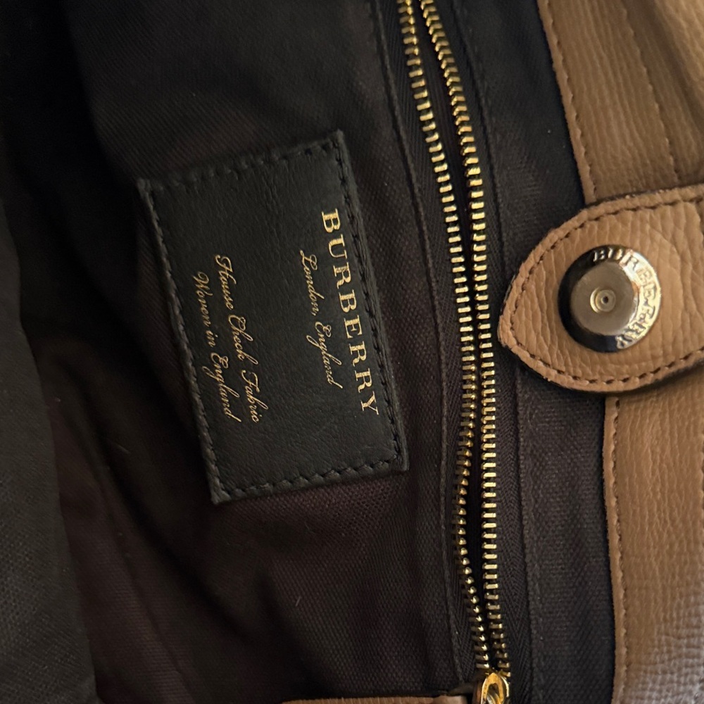 Burberry Tan Leather Crossbody Bag - Picture 6 of 10